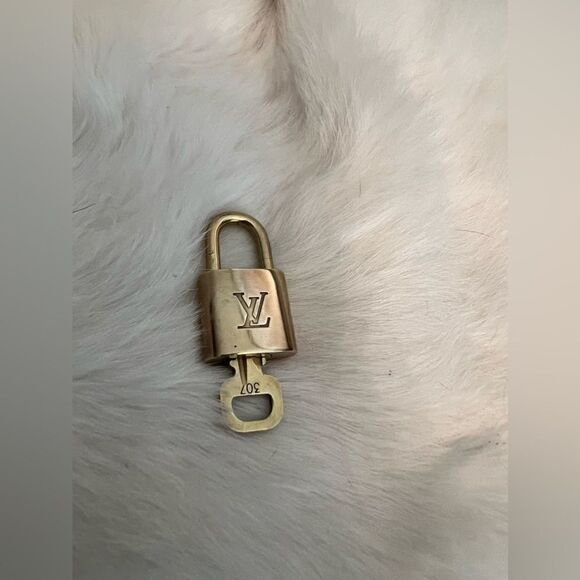 Authentic Louis Vuitton Gold Lock & Key
Matching Set (#307) - Picture 5 of 7